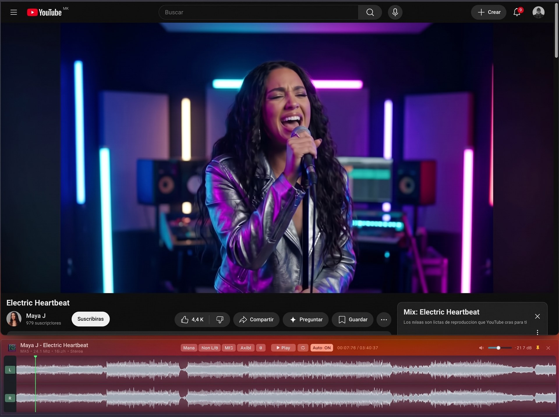 Soundtracker playing audio from a YouTube URL with its waveform HUD
